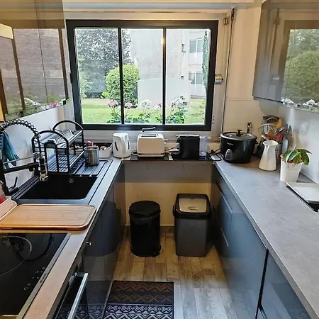Ferienwohnung T2 Meuble 1 Er Etage Dans Un Quartier Calme A Paris 17 Exterior foto